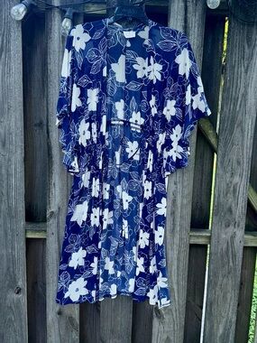 Ember Blue and White Floral Kimono coverup dress